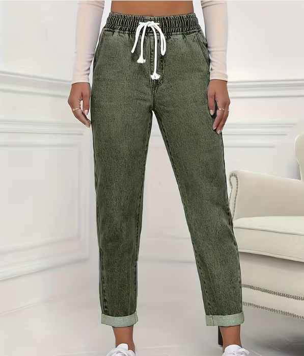 Elegant Straight-Leg Washed Denim Jeans For Women