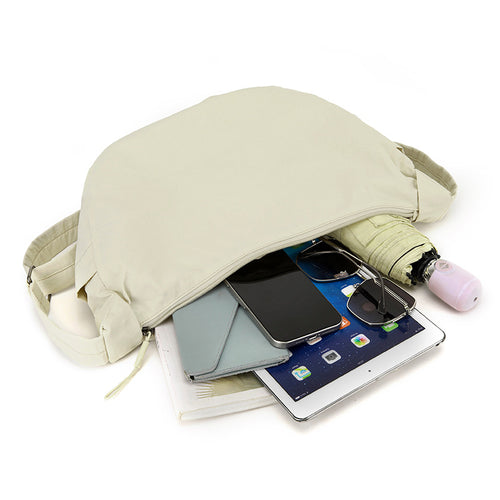 A High-capacity Shoulder Bag Thats Both Stylish And Easy To Carry