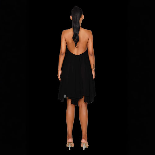 A Fashionable And Personalized One-shoulder Dress For Women